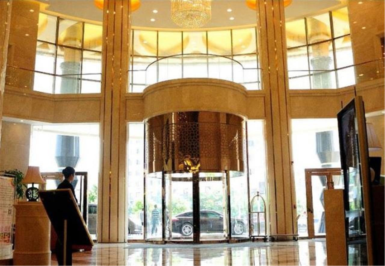 Manhatton Hotel Zhuhai Exterior photo