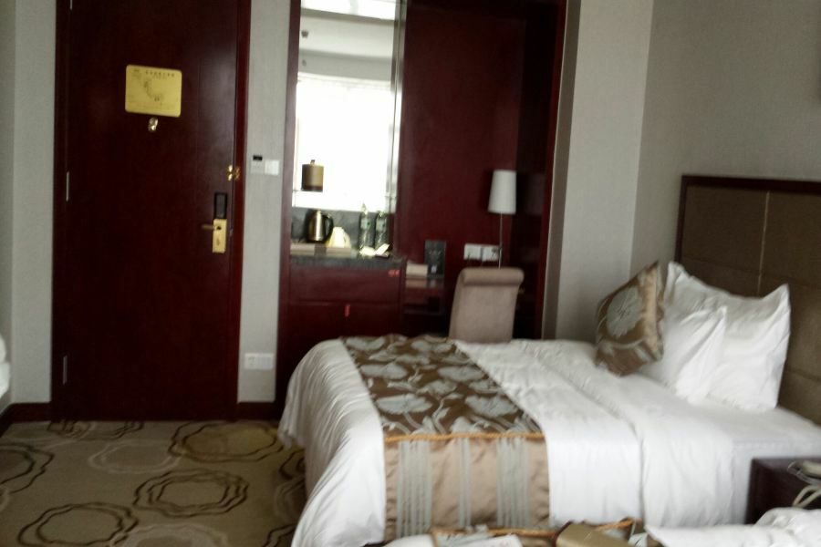 Manhatton Hotel Zhuhai Exterior photo