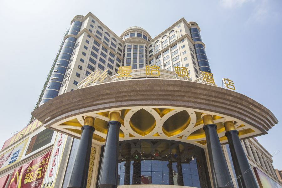 Manhatton Hotel Zhuhai Exterior photo